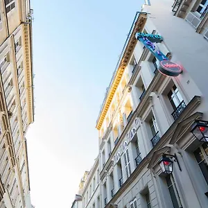 Hotel Grand Amour ***