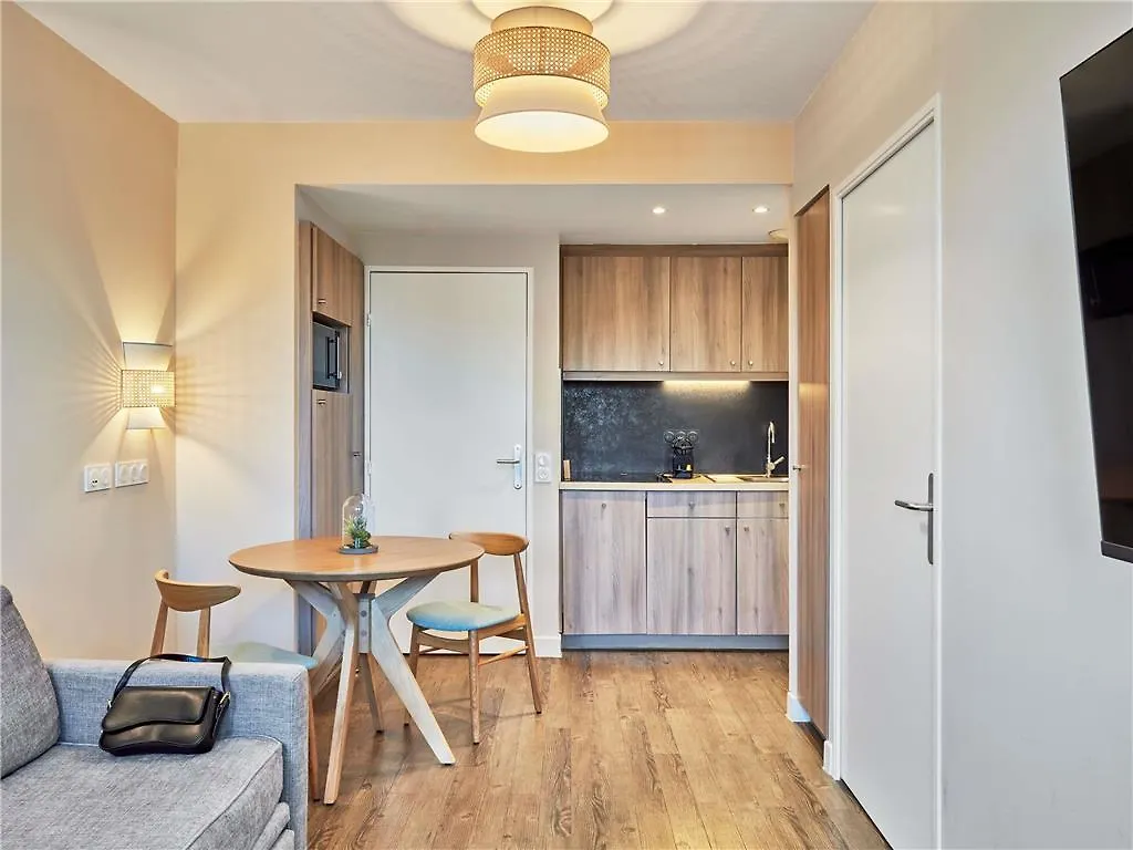 ****  Aparthotel Adagio Aix-En-Provence Centre צרפת