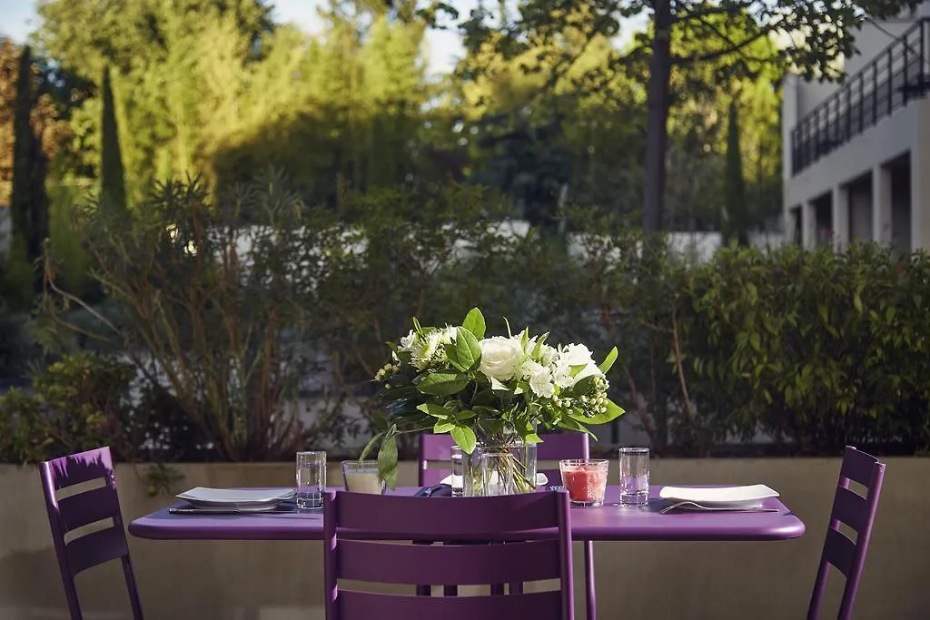 Aparthotel Adagio Aix-En-Provence Centre 4*,  France