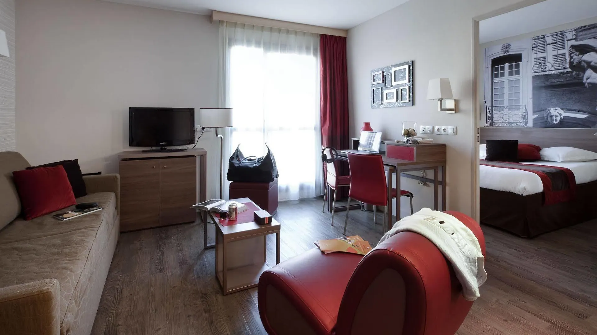 Aparthotel Adagio Aix-En-Provence Centre 4*,  France